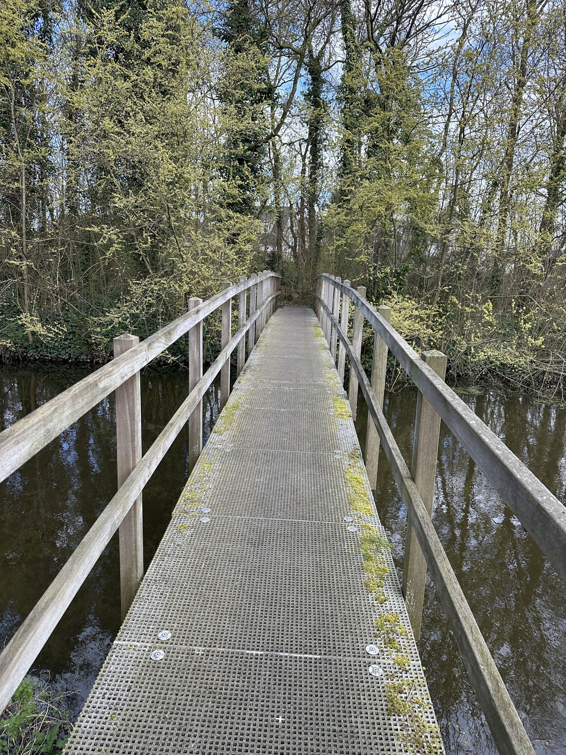 Voetgangersbrug