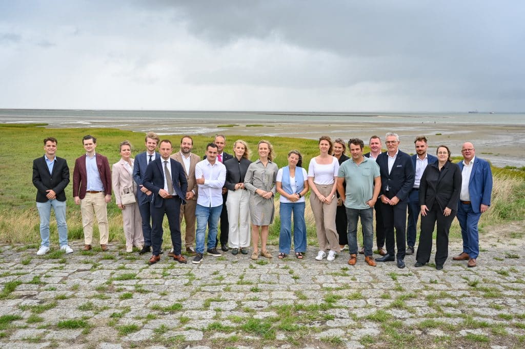 Kamerleden ervaren in Paulinapolder de impact van mogelijke nieuwe kerncentrales